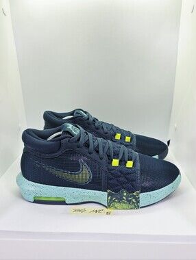 Nike LeBron Witness VIII Armory Navy/ Green Frost Men’s Size 10.5 / FB2239-402
